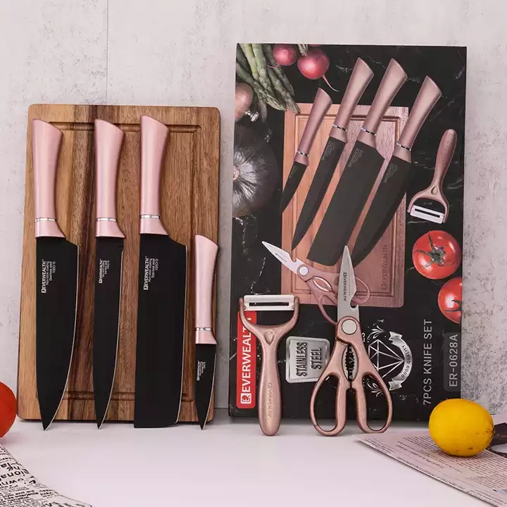 Καυτό κιβώτιο δώρων 7 κομματιών κουζινικών σκευών ανοξείδωτου μαύρο μαχαίρι λεπίδων που τίθεται με τον τέμνοντα πίνακα 