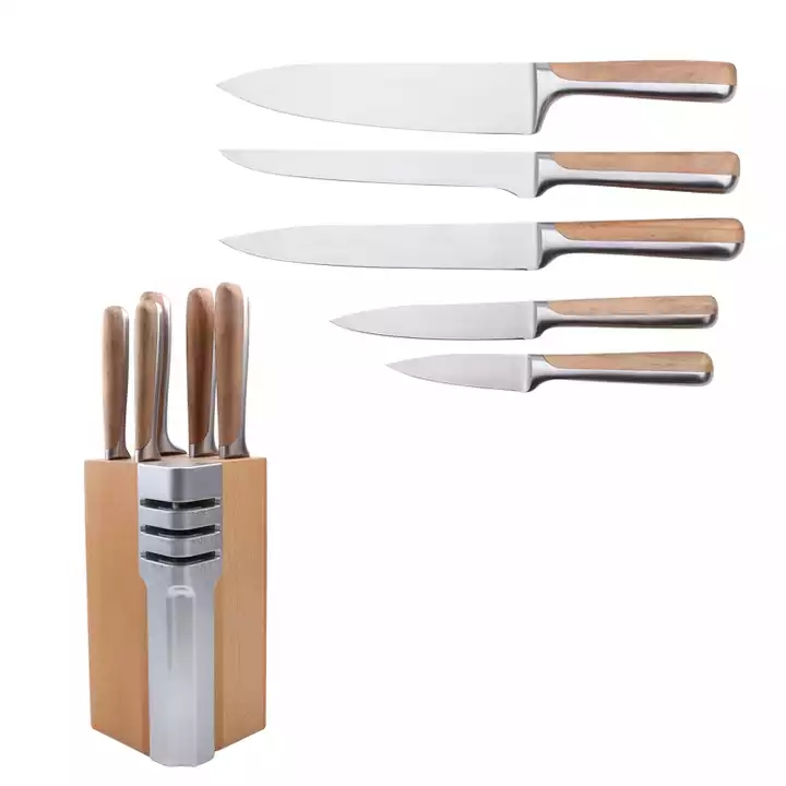 Μαχαίρι κουζινών ανοξείδωτου που τίθεται στις ξύλινες λαβές οξιάς με την ξύλινη βάση αποθήκευσης μαχαιριών 
